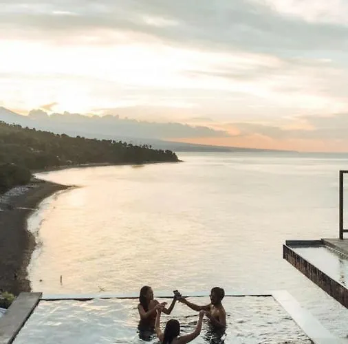 Waenis Sunset View And Restaurant, Amed, Bali *
