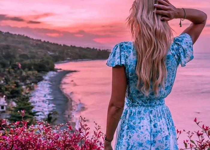 Waenis Sunset View And Restaurant, Amed, Bali Gasthof Amed