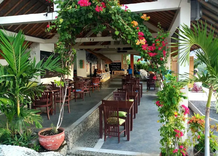 Waenis Sunset View And Restaurant, Amed, Bali *