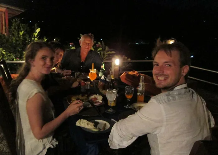 Gasthof Waenis Sunset View And Restaurant, Amed, Bali *