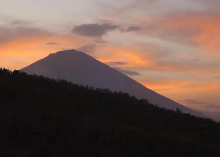 Gasthof Waenis Sunset View And Restaurant, Amed, Bali *